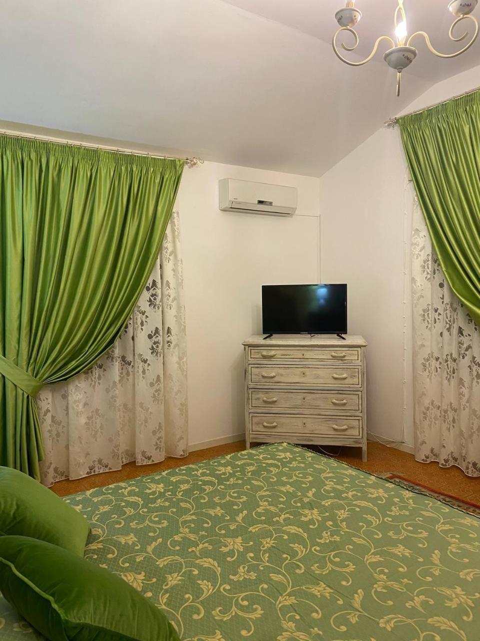 Blue Sea Bed and Breakfast Roccella Ionica Buitenkant foto