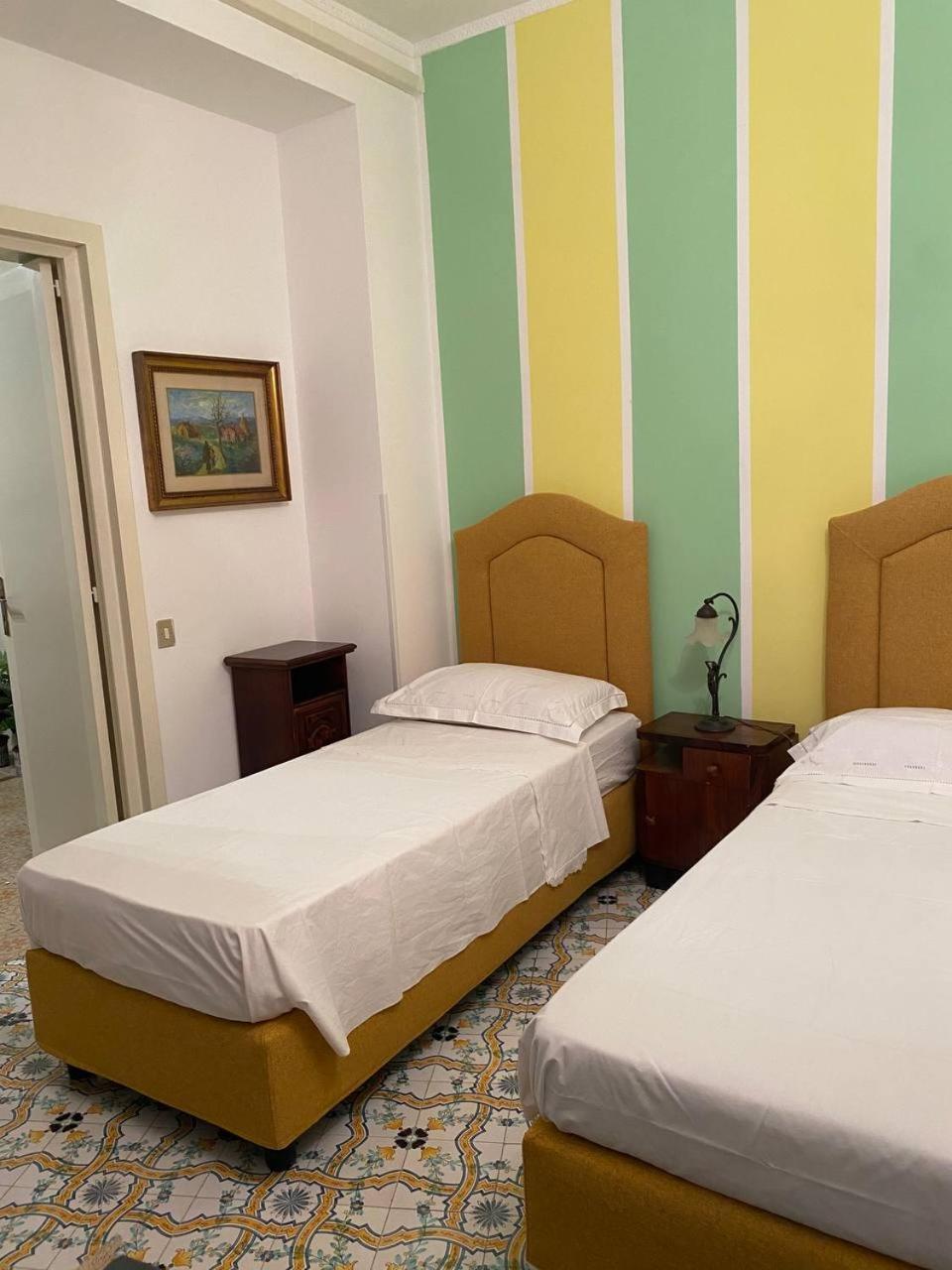 Blue Sea Bed and Breakfast Roccella Ionica Buitenkant foto
